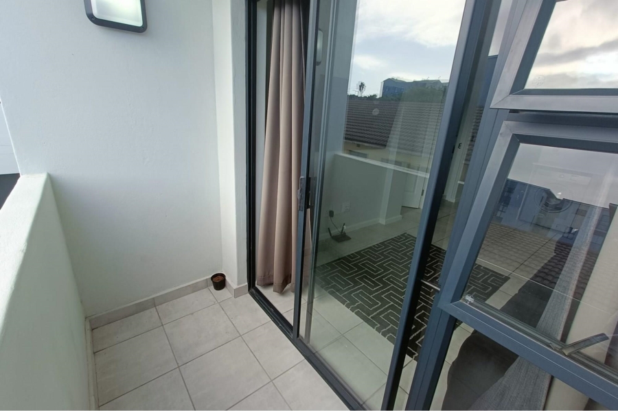 1 Bedroom Property for Sale in Table View Western Cape